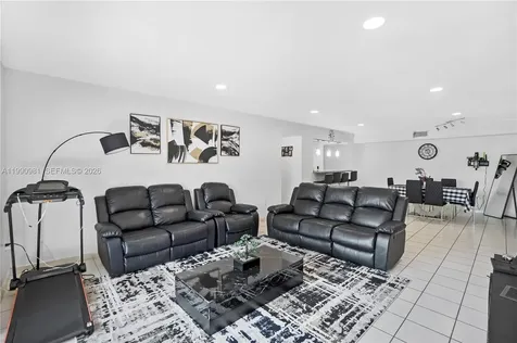 9403 SW 76th Street Miami FL 33173