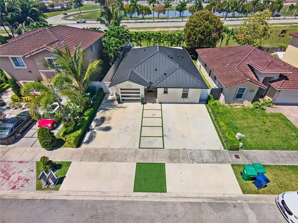 27964 SW 136th Place Homestead FL 33032