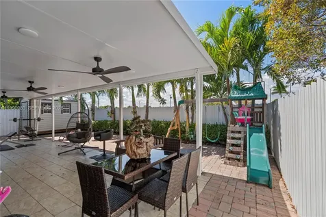 27964 SW 136th Place Homestead FL 33032