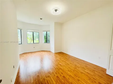 19343 SW 79th Avenue Cutler Bay FL 33157