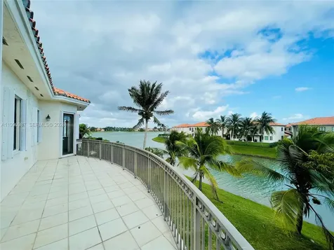 19343 SW 79th Avenue Cutler Bay FL 33157