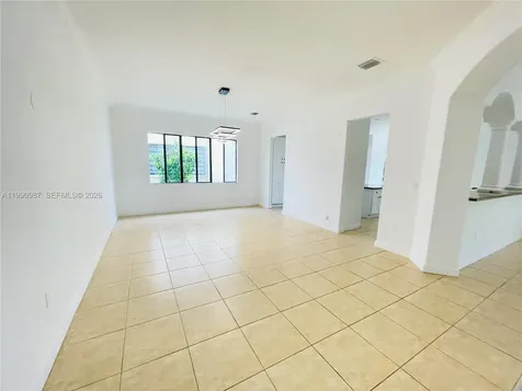 19343 SW 79th Avenue Cutler Bay FL 33157