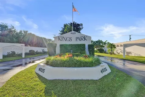 4025 N Federal Highway Oakland Park FL 33308