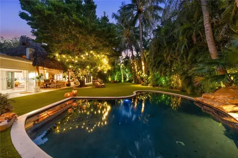 330 Gulf Road Key Biscayne FL 33149