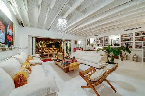 330 Gulf Road Key Biscayne FL 33149