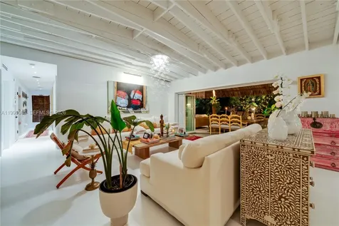 330 Gulf Road Key Biscayne FL 33149