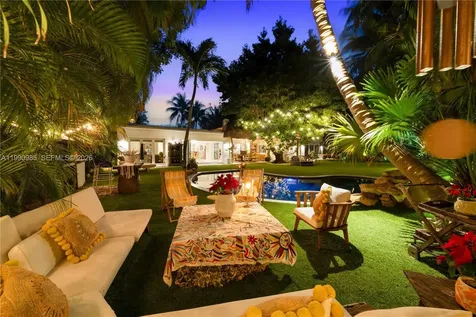 330 Gulf Road Key Biscayne FL 33149