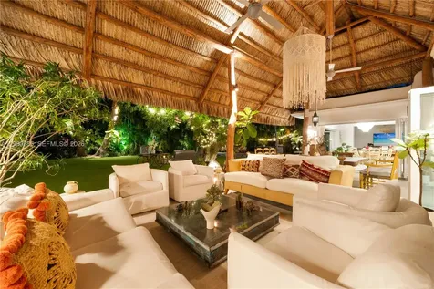 330 Gulf Road Key Biscayne FL 33149