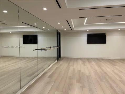 225 N Miami Avenue Miami FL 33128