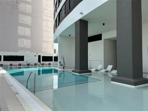 225 N Miami Avenue Miami FL 33128