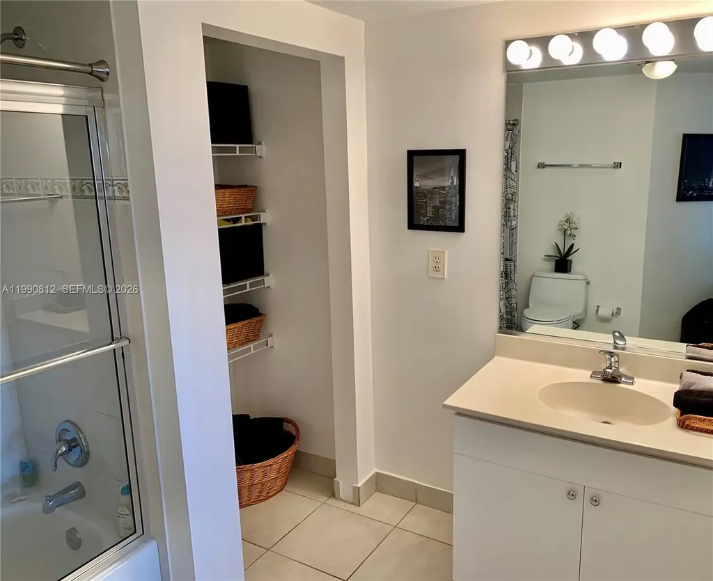 2105 Lavers Circle Delray Beach FL 33444