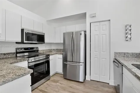 4219 Cherrywood Court Weston FL 33331