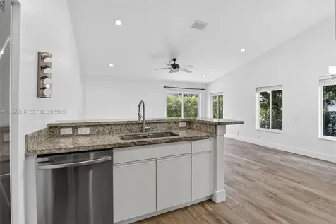 4219 Cherrywood Court Weston FL 33331