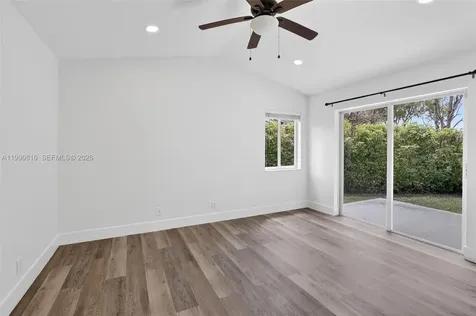 4219 Cherrywood Court Weston FL 33331