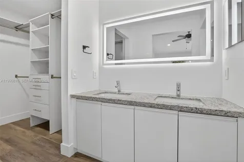 4219 Cherrywood Court Weston FL 33331
