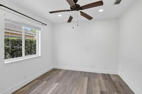 4219 Cherrywood Court Weston FL 33331