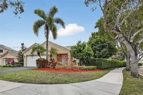 4219 Cherrywood Court Weston FL 33331