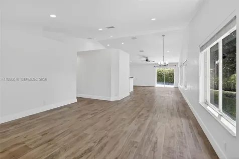 4219 Cherrywood Court Weston FL 33331