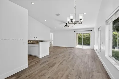 4219 Cherrywood Court Weston FL 33331