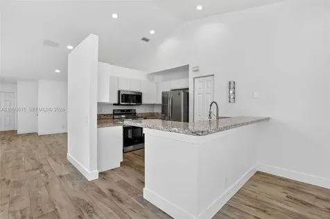 4219 Cherrywood Court Weston FL 33331