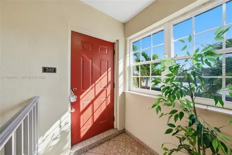 221 SE 9th Avenue Pompano Beach FL 33060