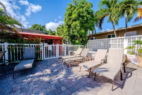221 SE 9th Avenue Pompano Beach FL 33060