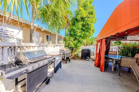 221 SE 9th Avenue Pompano Beach FL 33060