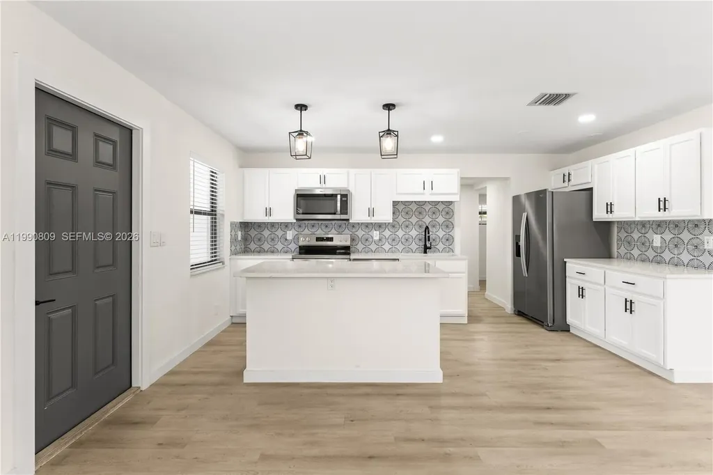 328 SW 11th Avenue Delray Beach FL 33444