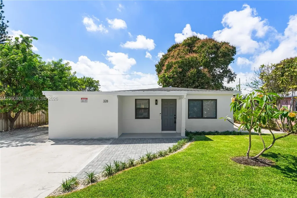 328 SW 11th Avenue Delray Beach FL 33444