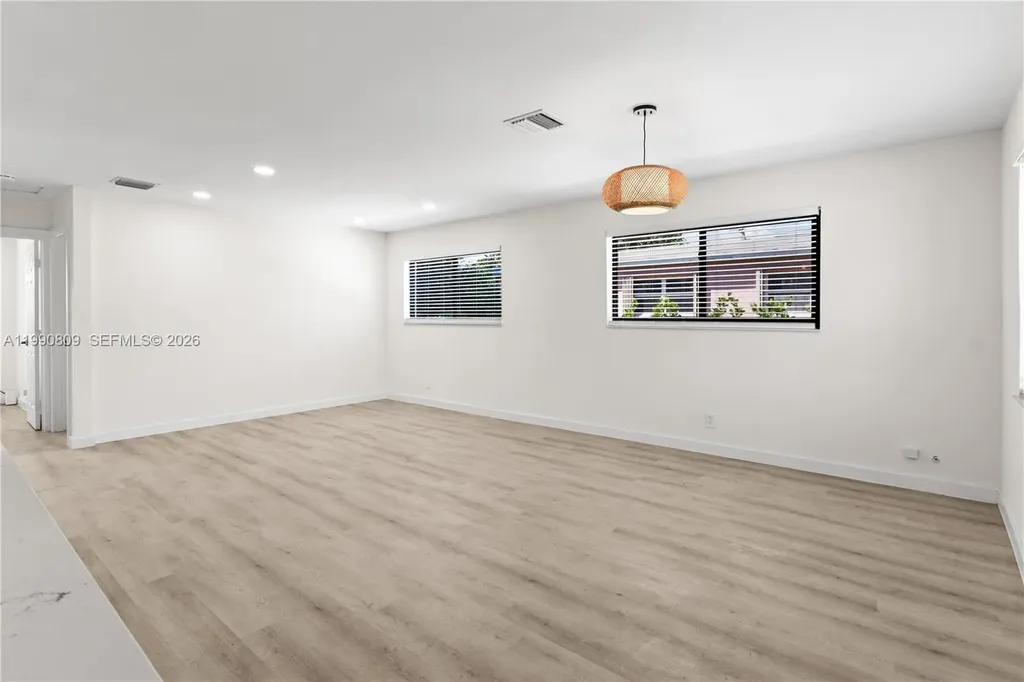 328 SW 11th Avenue Delray Beach FL 33444