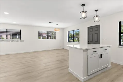 328 SW 11th Avenue Delray Beach FL 33444
