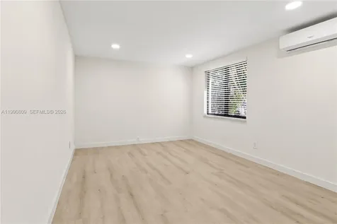 328 SW 11th Avenue Delray Beach FL 33444
