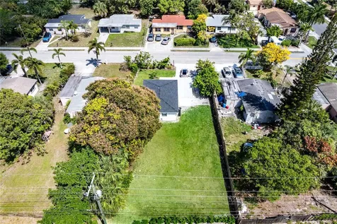 328 SW 11th Avenue Delray Beach FL 33444