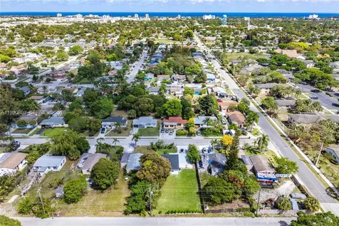 328 SW 11th Avenue Delray Beach FL 33444