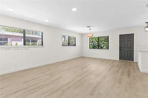 328 SW 11th Avenue Delray Beach FL 33444