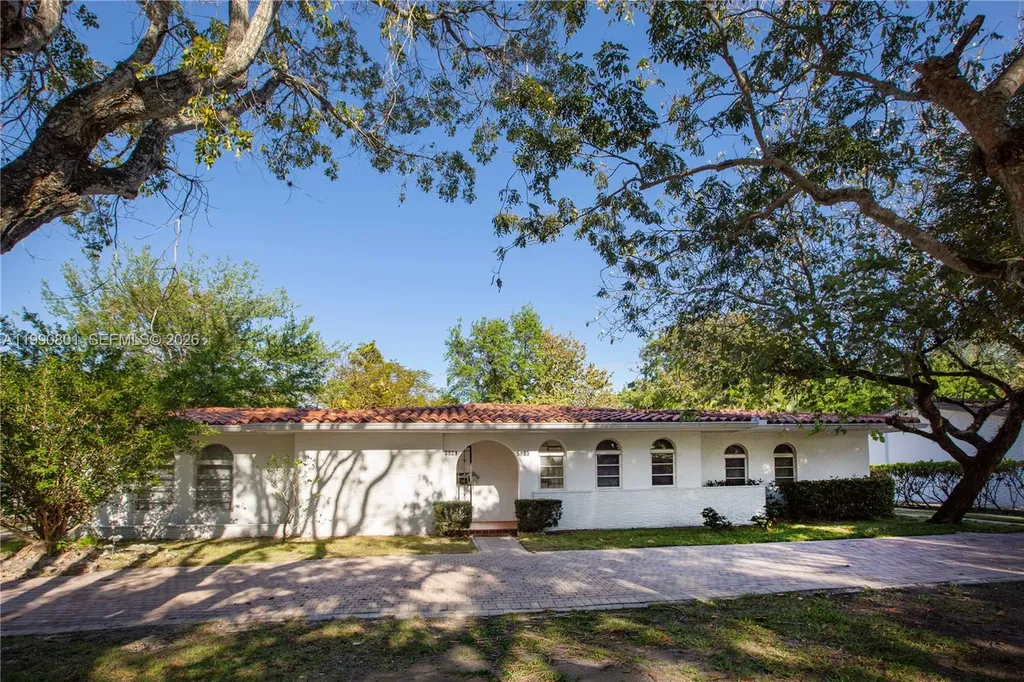 5921 Turin Street Coral Gables FL 33146