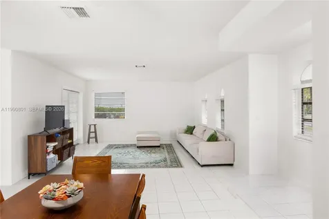 5921 Turin Street Coral Gables FL 33146