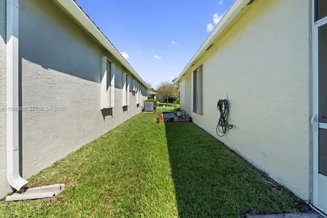 337 SW Maclay Way Port St. Lucie FL 34986