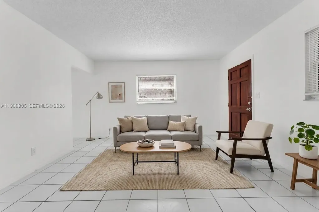 321 SW 1st Court Pompano Beach FL 33060
