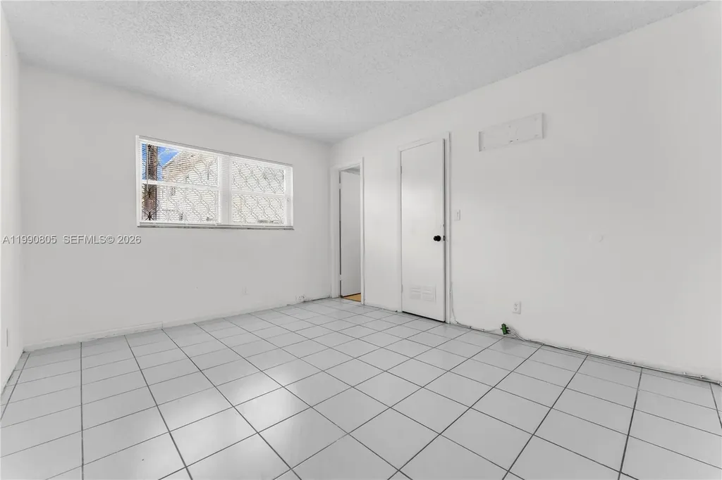 321 SW 1st Court Pompano Beach FL 33060