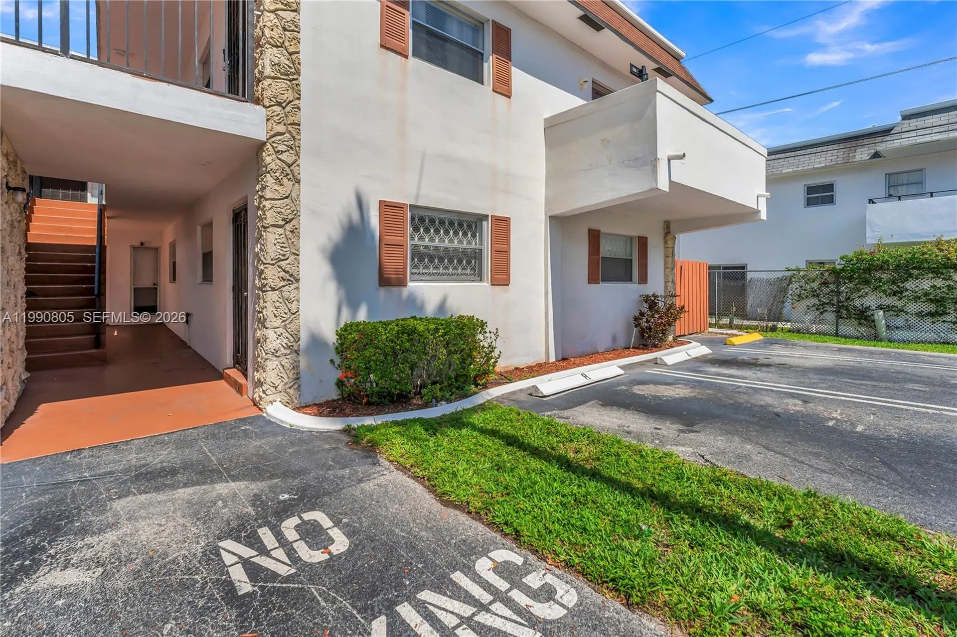 321 SW 1st Court Pompano Beach FL 33060