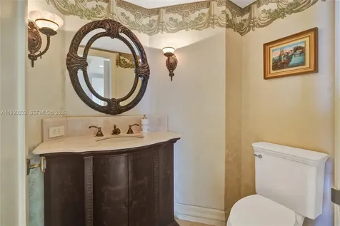 19111 Collins Avenue Sunny Isles Beach FL 33160
