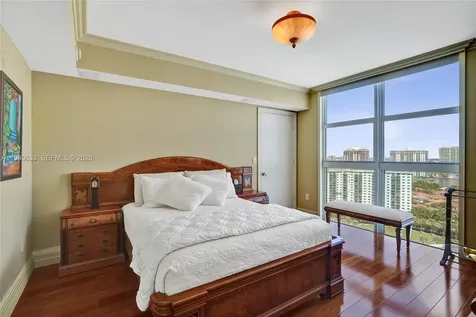 19111 Collins Avenue Sunny Isles Beach FL 33160