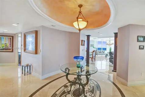 19111 Collins Avenue Sunny Isles Beach FL 33160