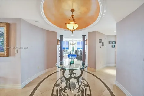 19111 Collins Avenue Sunny Isles Beach FL 33160