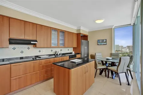 19111 Collins Avenue Sunny Isles Beach FL 33160