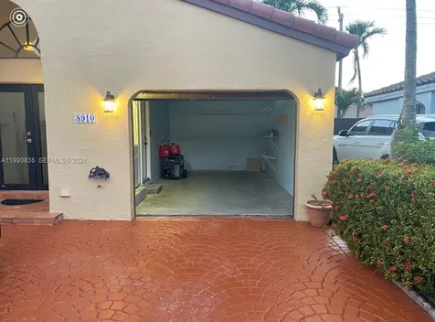 8910 SW 4th Lane Miami FL 33174