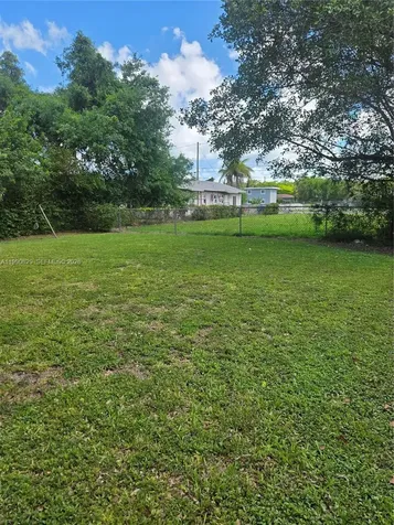 1428 NW 51st Terrace Miami FL 33142