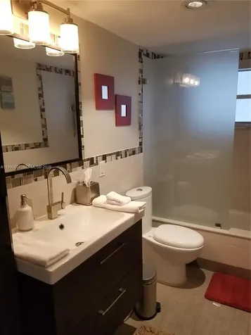 1075 93rd Street Bay Harbor Islands FL 33154