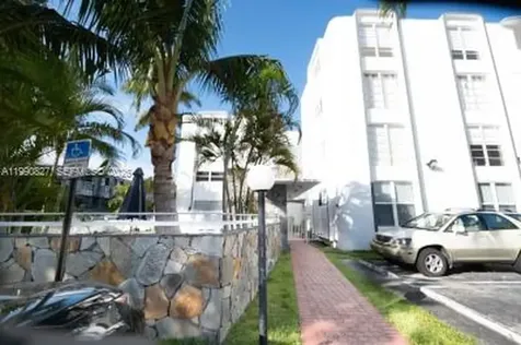 1075 93rd Street Bay Harbor Islands FL 33154